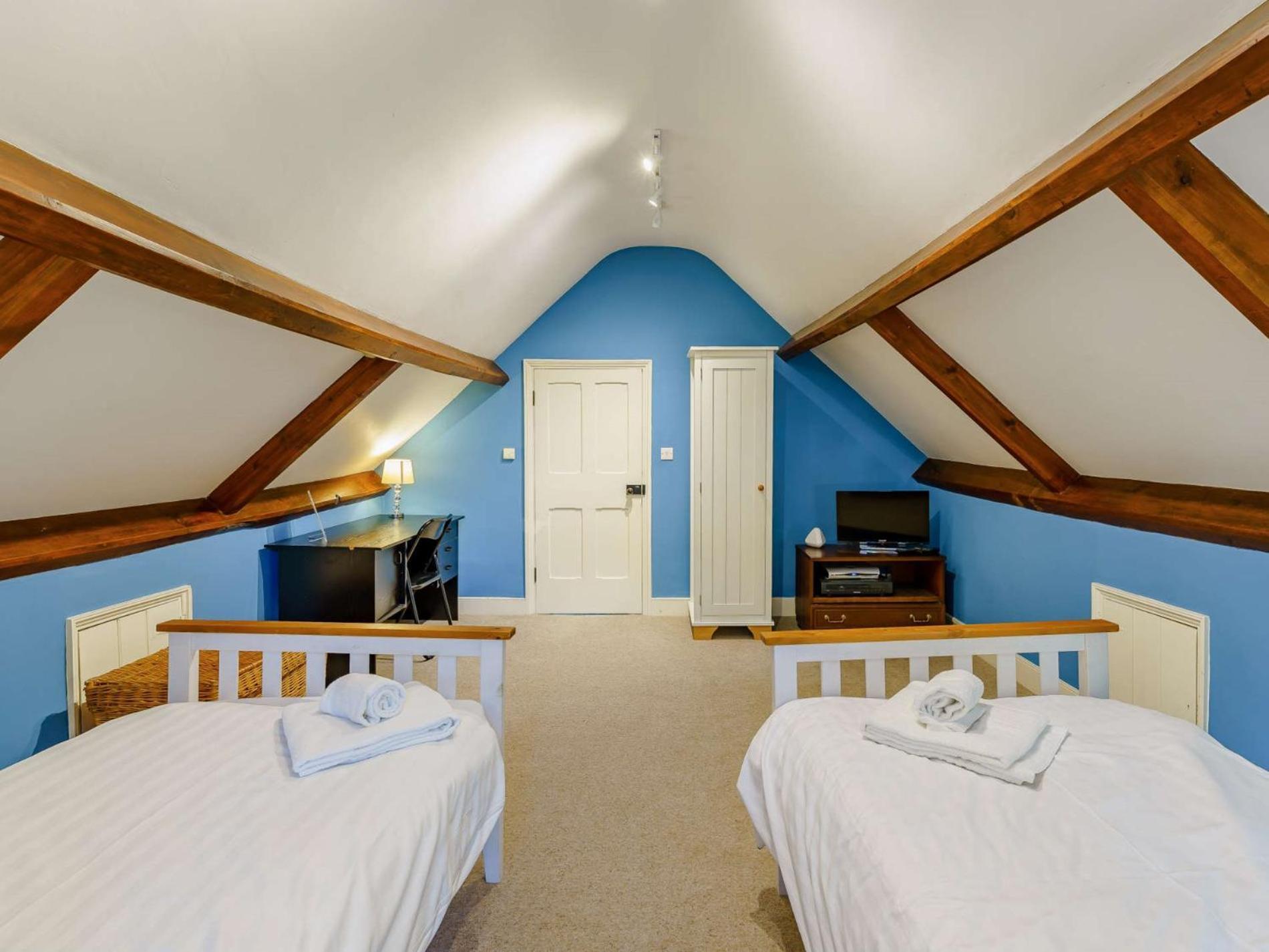 4 Bed In Hawkshead Village Llh03 ภายนอก รูปภาพ