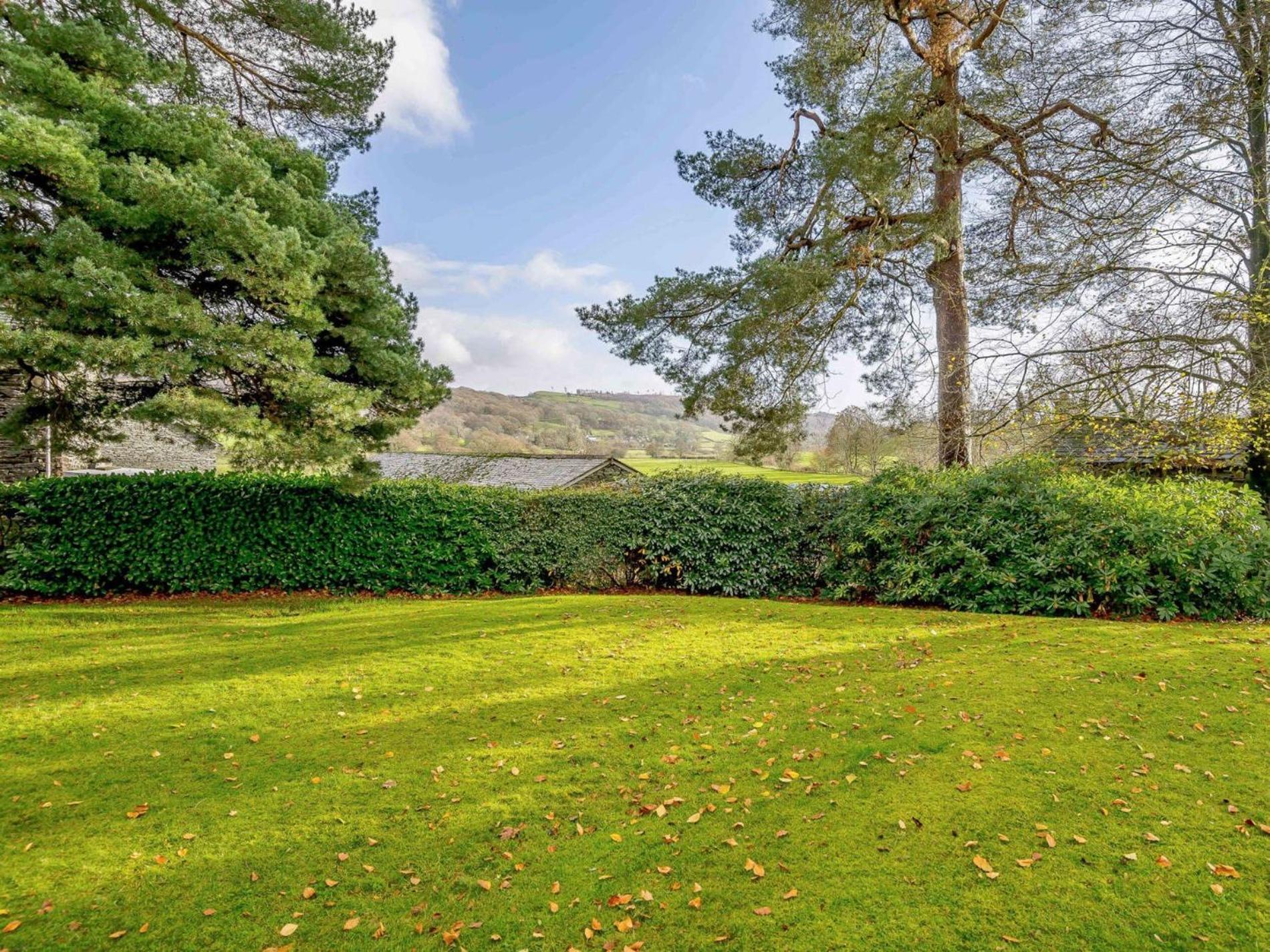 4 Bed In Hawkshead Village Llh03 ภายนอก รูปภาพ